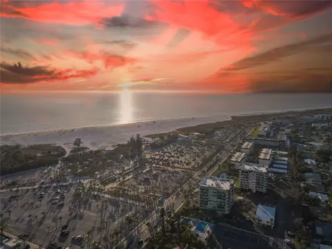 1055 Beach Rd #B-302, Sarasota, FL 34242