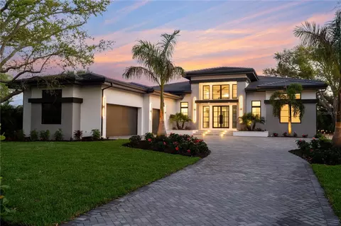1802 Field Rd, Sarasota, FL 34231