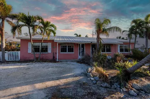 204 Tarpon St #A, Anna Maria, FL 34216