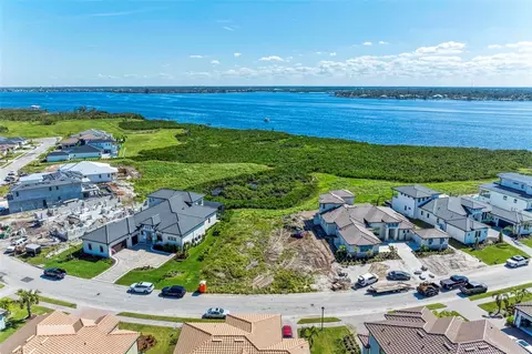 2013 4th St E, Palmetto, FL 34221
