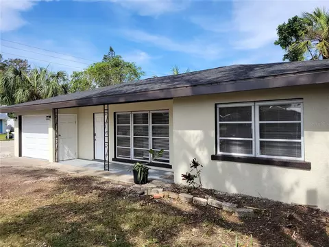 2319 55th Ave W, Bradenton, FL 34207