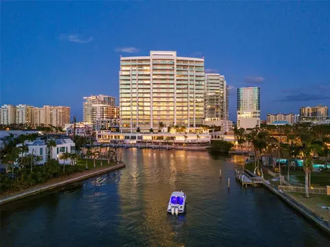 401 Quay Cmns #803, Sarasota, FL 34236