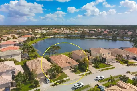 2163 Chenille Ct, Venice, FL 34292