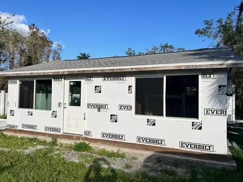 5700 N Lockwood Ridge Rd, Sarasota, FL 34243