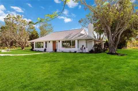 5246 Bay Shore Rd, Sarasota, FL 34234