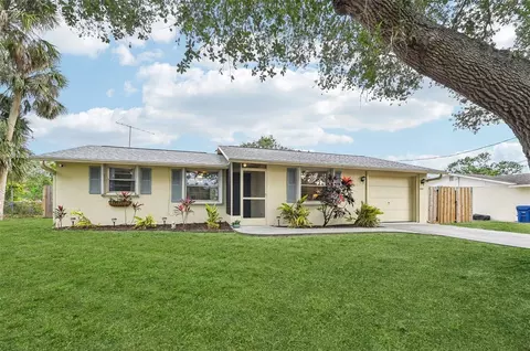 2947 Arrowhead Rd, Venice, FL 34293