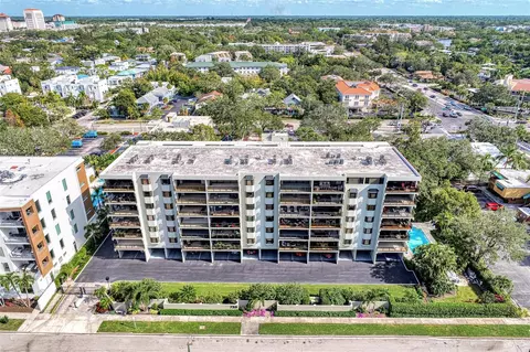 755 S Palm Ave #404, Sarasota, FL 34236