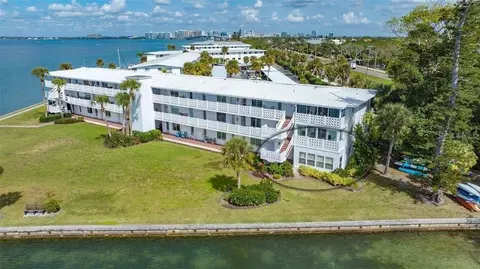 761 John Ringling Blvd #8, Sarasota, FL 34236