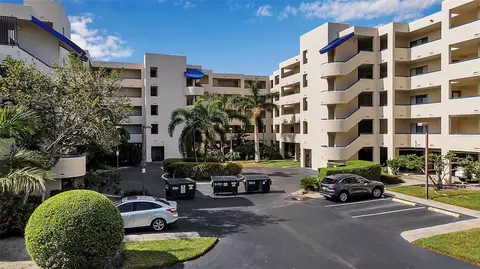 835 S Osprey Ave #211, Sarasota, FL 34236