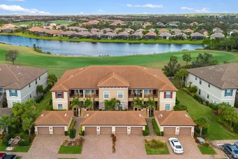 13725 Messina Loop #201, Bradenton, FL 34211