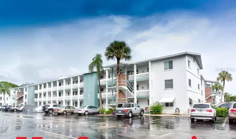 5949 W 17th St #A35, Bradenton, FL 34207