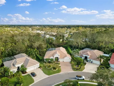 4867 Carrington Cir, Sarasota, FL 34243
