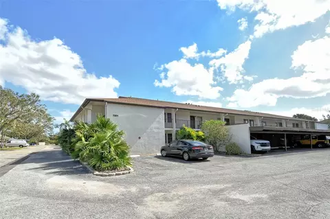 7201 Curtiss Ave #2B, Sarasota, FL 34231