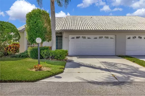 5456 Kelly Dr #10, Sarasota, FL 34233