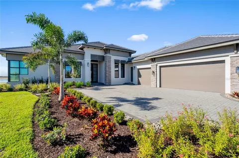 1018 Blue Shell Loop, Sarasota, FL 34240