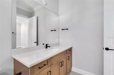 Bath - 1018 Blue Shell Loop, Sarasota, FL 34240 photo 2 of 11