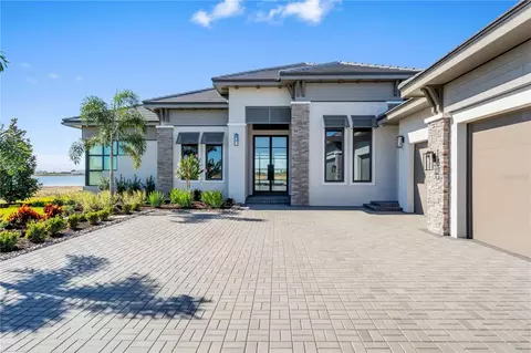 Exterior - 1018 Blue Shell Loop, Sarasota, FL 34240 photo 1 of 12