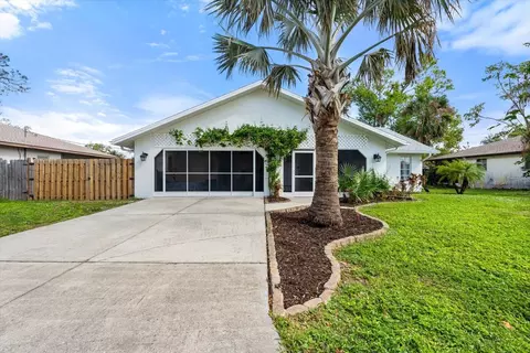 3227 Hercules Rd, Venice, FL 34293