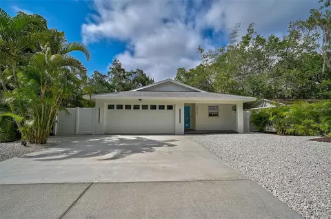 2757 Floyd St, Sarasota, FL 34239