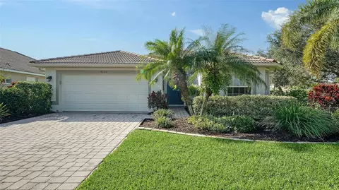 8725 Monterey Bay Loop, Bradenton, FL 34212