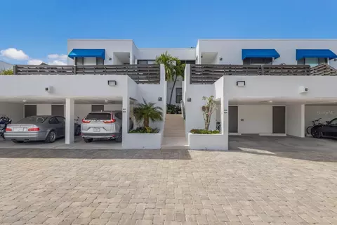806 Bayport Way #806, Longboat Key, FL 34228