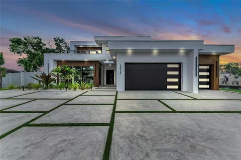 2038 Datura St, Sarasota, FL 34239