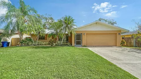 2139 Upton Ave, Sarasota, FL 34232