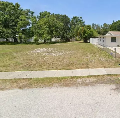 645 N Pompano Ave, Sarasota, FL 34237