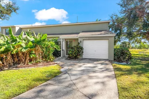 1742 Adams Cir S, Largo, FL 33771