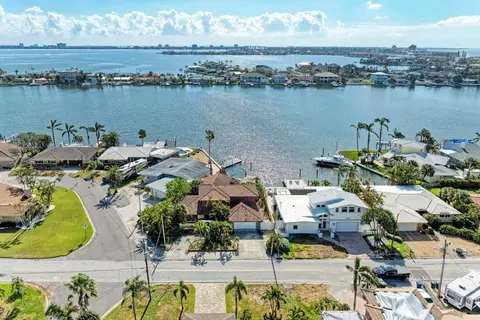 550 59th Ave, Saint Pete Beach, FL 33706