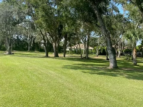 4753 Oak Run Dr, Sarasota, FL 34243