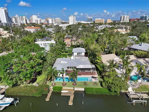 1610 Hudson Pointe Dr, Sarasota, FL 34236