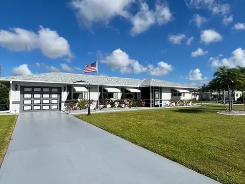 182 Forrest Ave NW, Port Charlotte, FL 33952