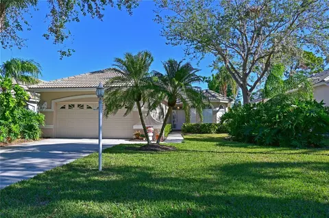 5835 Los Verdes Ct, Bradenton, FL 34210