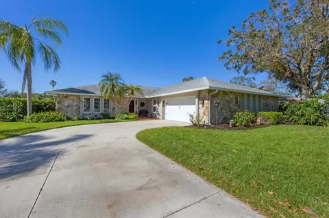 5666 Beneva Woods Cir, Sarasota, FL 34233