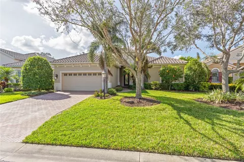 7675 Silverwood Ct, Lakewood Ranch, FL 34202