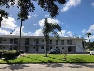 3900 Roxane Blvd #11A, Sarasota, FL 34235