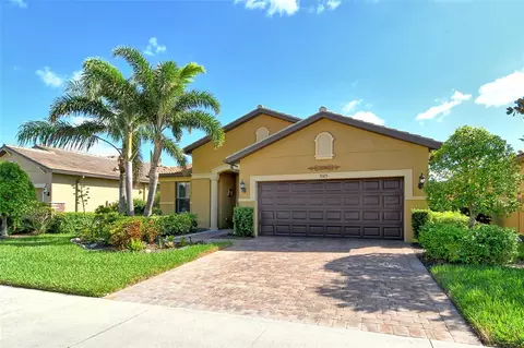 5325 Sundew Dr, Sarasota, FL 34238