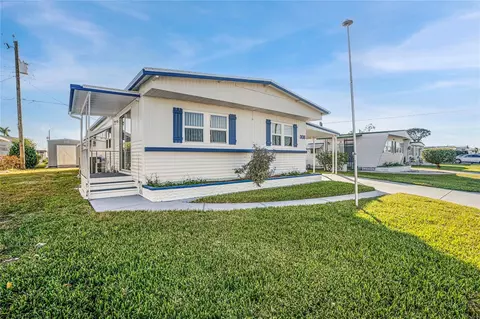 308 50th Avenue Dr W, Bradenton, FL 34207