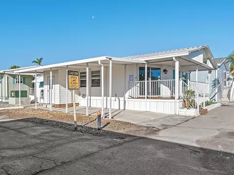 83 Twin Shores Blvd, Longboat Key, FL 34228