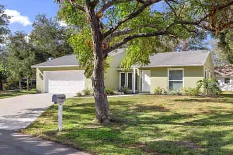 4246 King Richard Ln, Sarasota, FL 34232