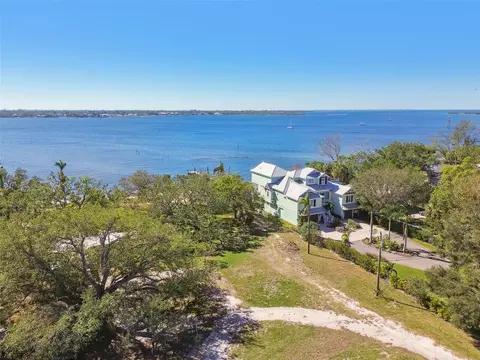 1602 52nd Dr W, Palmetto, FL 34221