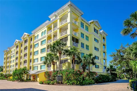 1308 Old Stickney Point Rd #W41, Sarasota, FL 34242