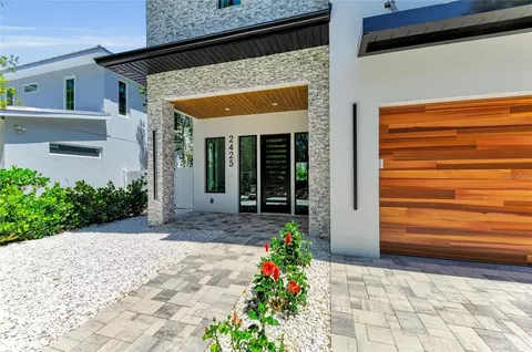 2425 Floyd St, Sarasota, FL 34239