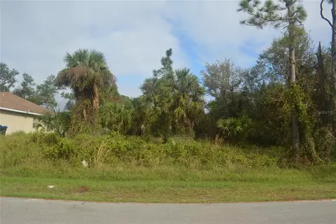 Maddock Circle, North Port, FL 34286