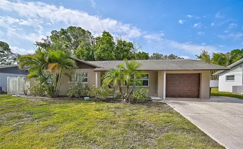 2536 Arapaho St, Sarasota, FL 34231