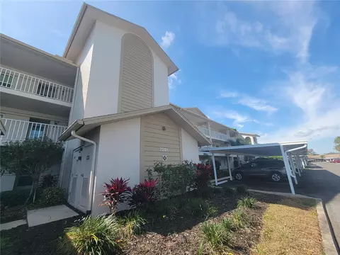7201 29th Avenue Dr W #204, Bradenton, FL 34209