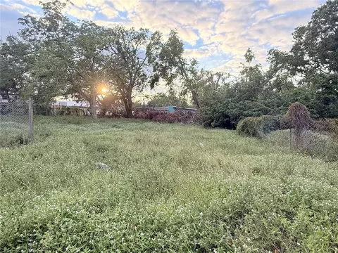 2727 Veronica H Allen, Sarasota, FL 34234