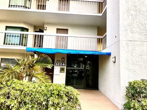 1324 Pasadena Ave S #604, South Pasadena, FL 33707