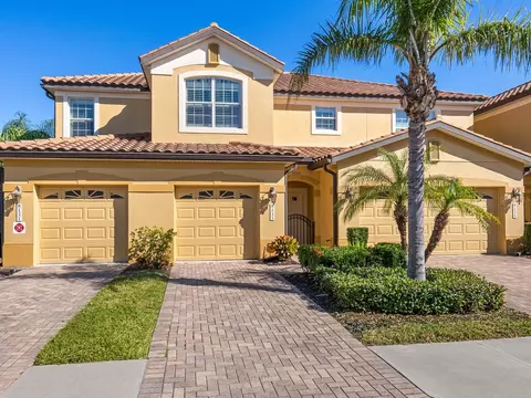 8133 Miramar Way #201, Lakewood Ranch, FL 34202